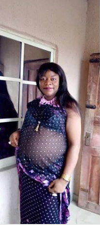 Nigerian lady welcomes her first child after 12 years of marriage 