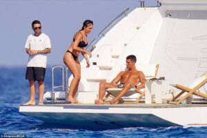 Cristiano Ronaldo and his partner Georgina Rodriguez soak up the sun onboard their £5.5m superyacht in St.Tropez (photos)