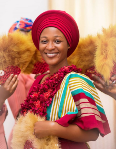 Ghanaian Bride weds without makeup and accesories yet looks amazing (photos)