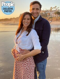 NBC News Correspondent Gadi Schwartz, Wife Kimi Tobin Expecting First Child, a Daughter: 'Excited'