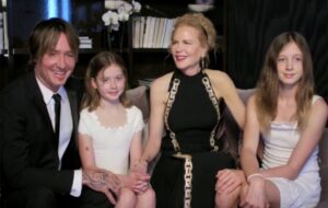 Nicole Kidman Makes Rare Appearance With Keith Urban and Their Kids at the Golden Globes