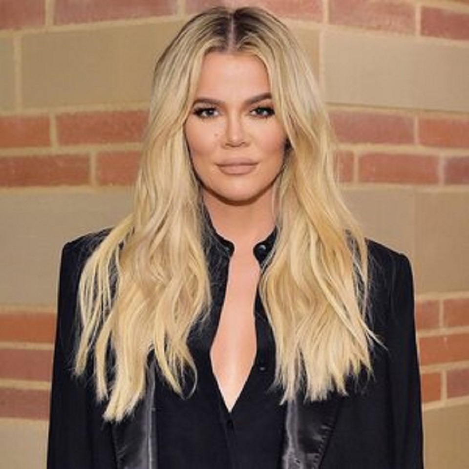 Khloé Kardashian Says Using Hormones While Freezing Her Eggs Made Her ‘Round’: ‘We Are Our Own Worst Critics’
