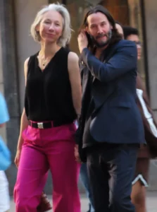 Keanu Reeves & Girlfriend Alexandra Grant Make a Stylish Appearance Strolling Hand-In-Hand in NYC