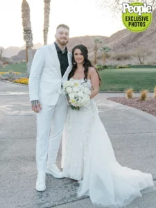 Las Vegas Raiders Maxx Crosby Marries Rachel Washburn In Romantic Nevada Ceremony