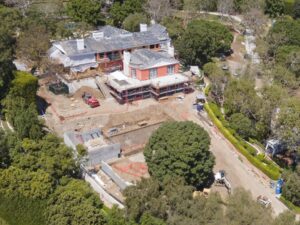 Jeff Bezos building $175M 28,000 square-foot mansion for his future wife Lauren Sánchez (photos)