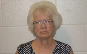 74-year-old female teacher faces 600 years behind bars for s#x assault on teen