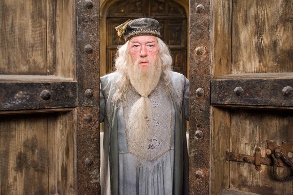 Michael Gambon, veteran actor who played Dumbledore in 'Harry Potter,' dies at 82