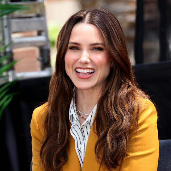 I'm queer and in relationship with Ashlyn Harris - American actress Sophia Bush reveals a year after ending her marriage